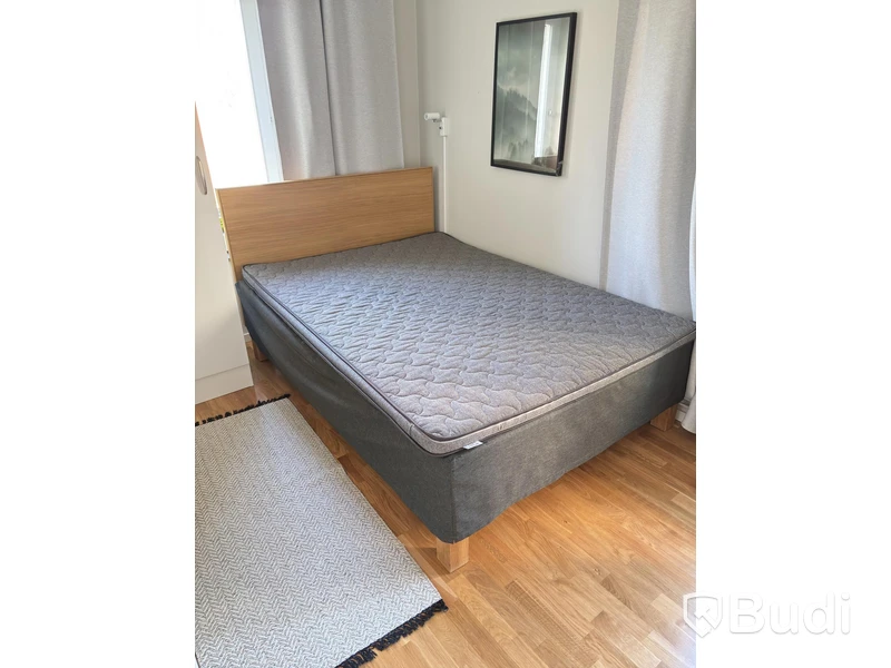 Contents of a fully furnished three-room apartment - see all images for the complete contents