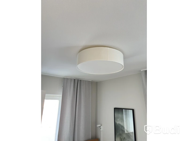 Contents of a fully furnished three-room apartment - see all images for the complete contents