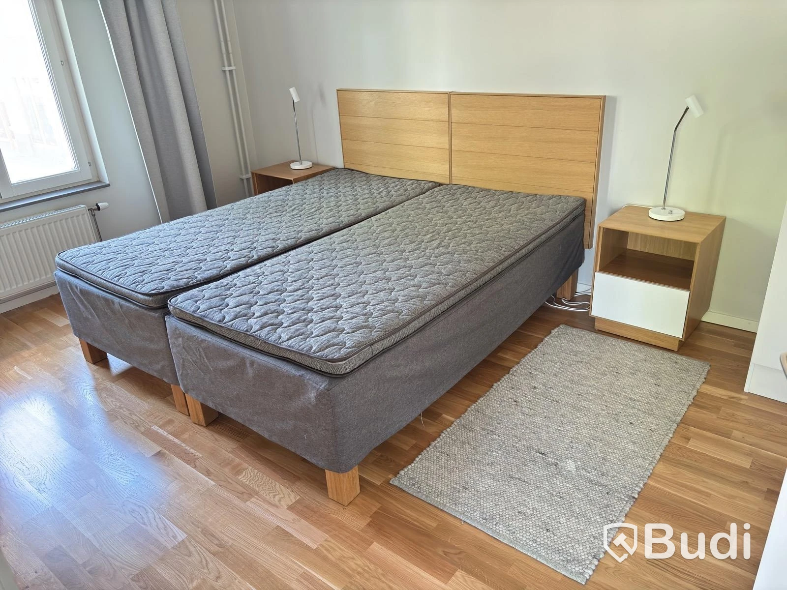 Contents of a fully furnished three-room apartment - see all images for the complete contents
