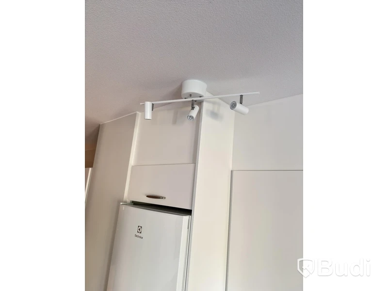Contents of a fully furnished three-room apartment - see all images for the complete contents