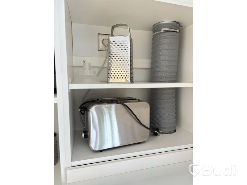 Contents of a fully furnished three-room apartment - see all images for the complete contents