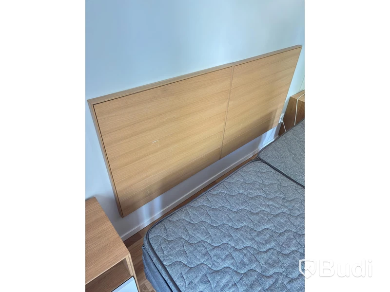 Contents of a fully furnished three-room apartment - see all images for the complete contents