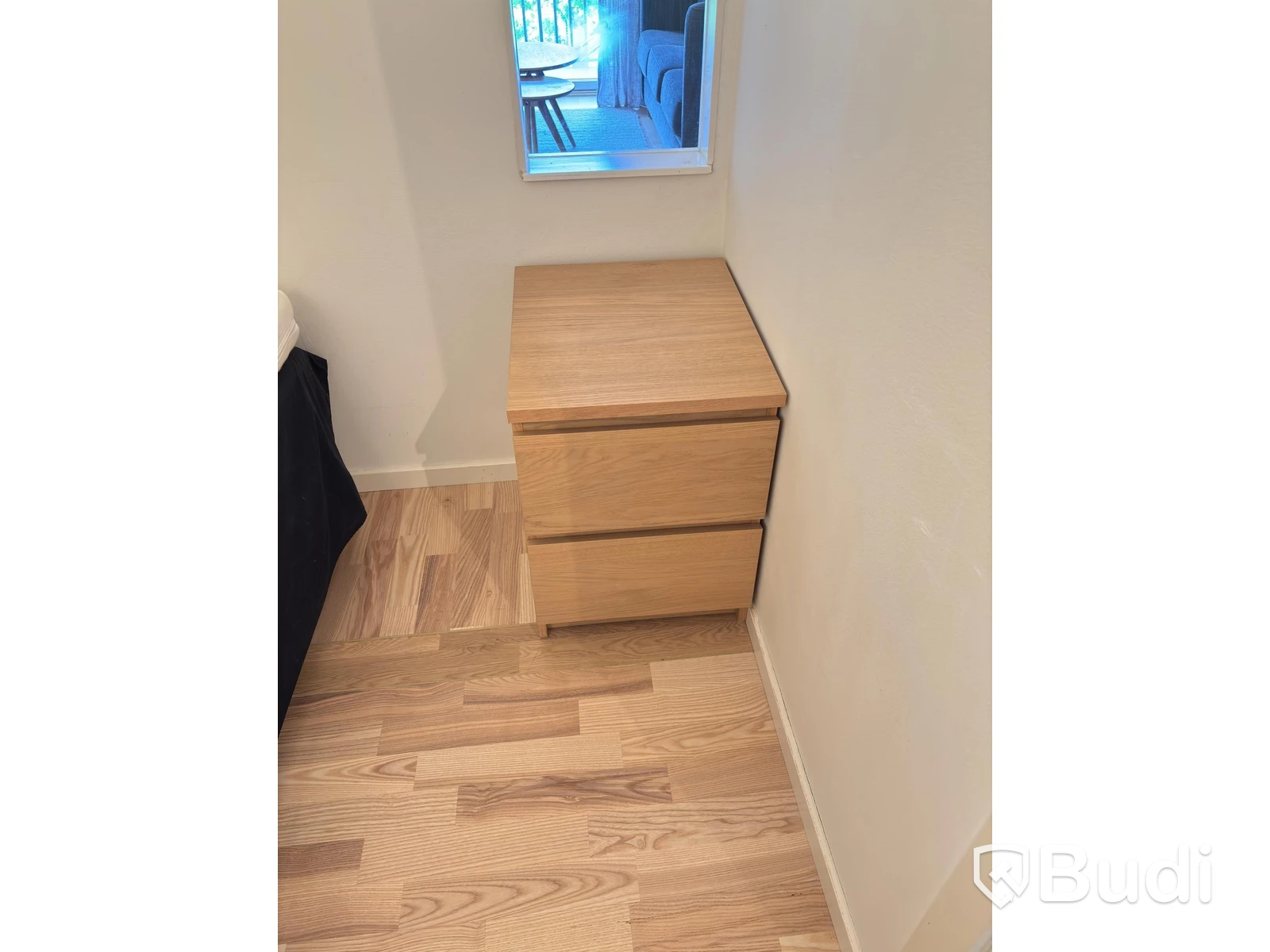 Inventarier till fullt möblerad tvårummare - se alla bilder för komplett innehåll