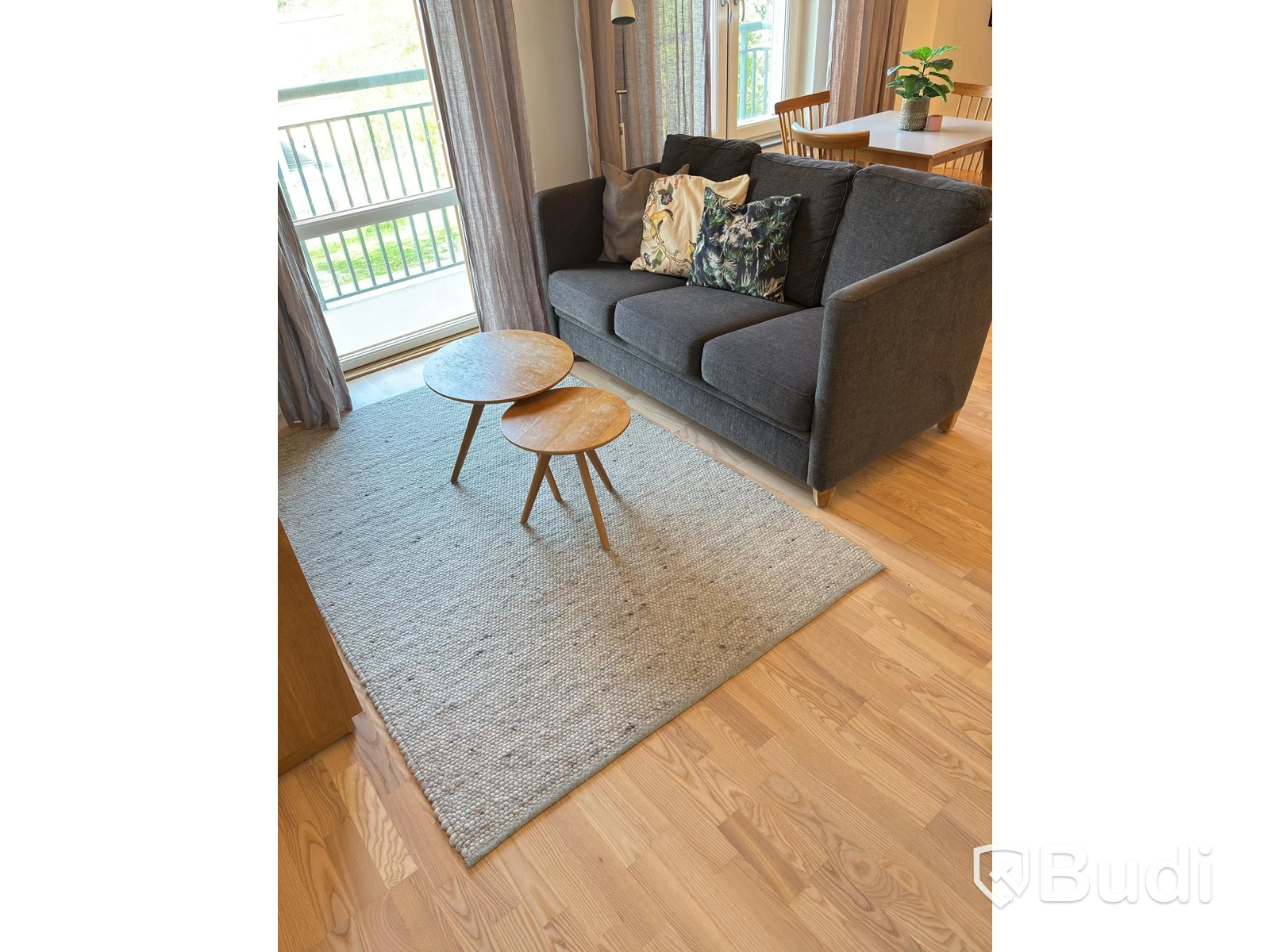 Inventarier till fullt möblerad tvårummare - se alla bilder för komplett innehåll