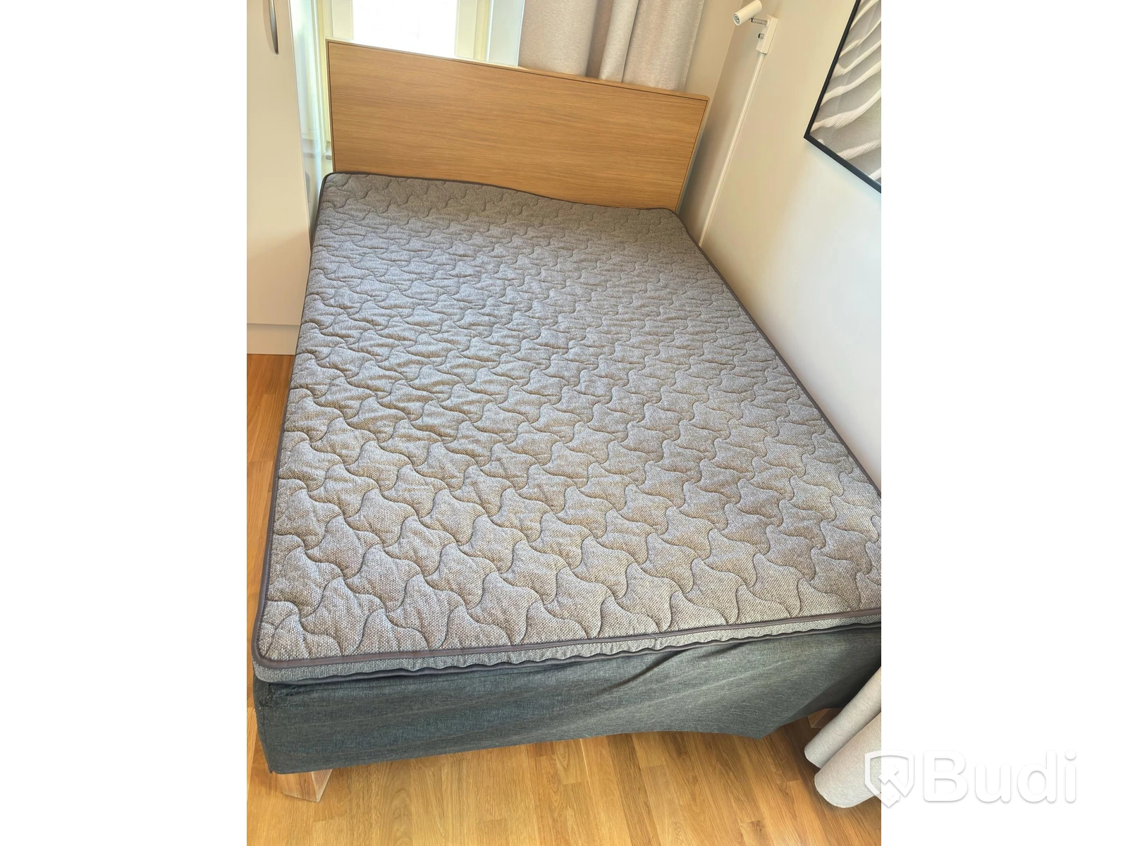 Contents of a fully furnished three-room apartment - see all images for complete contents