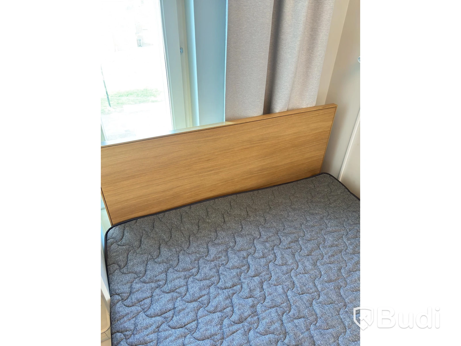 Contents of a fully furnished three-room apartment - see all images for complete contents