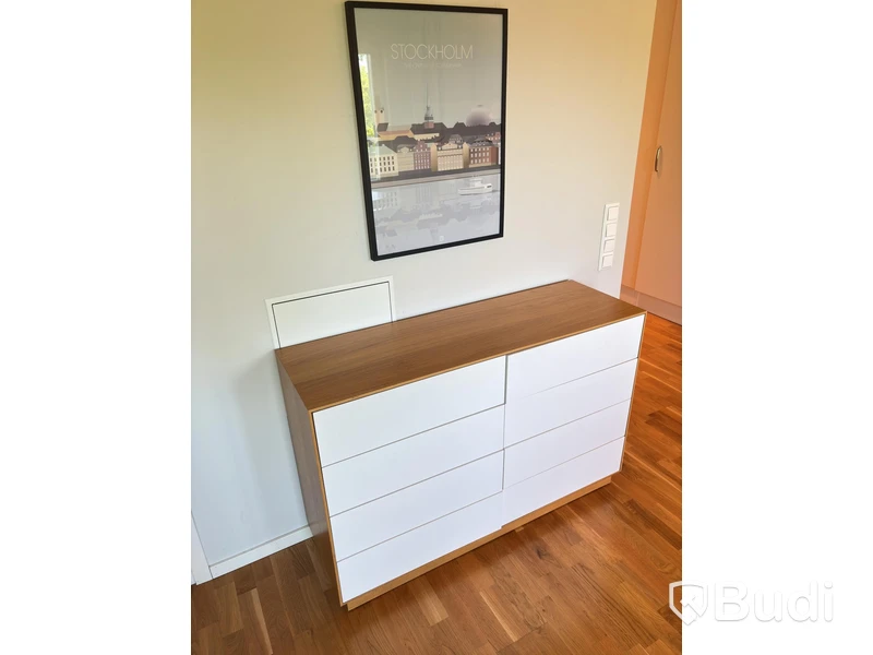 Contents of a fully furnished three-room apartment - see all images for complete contents