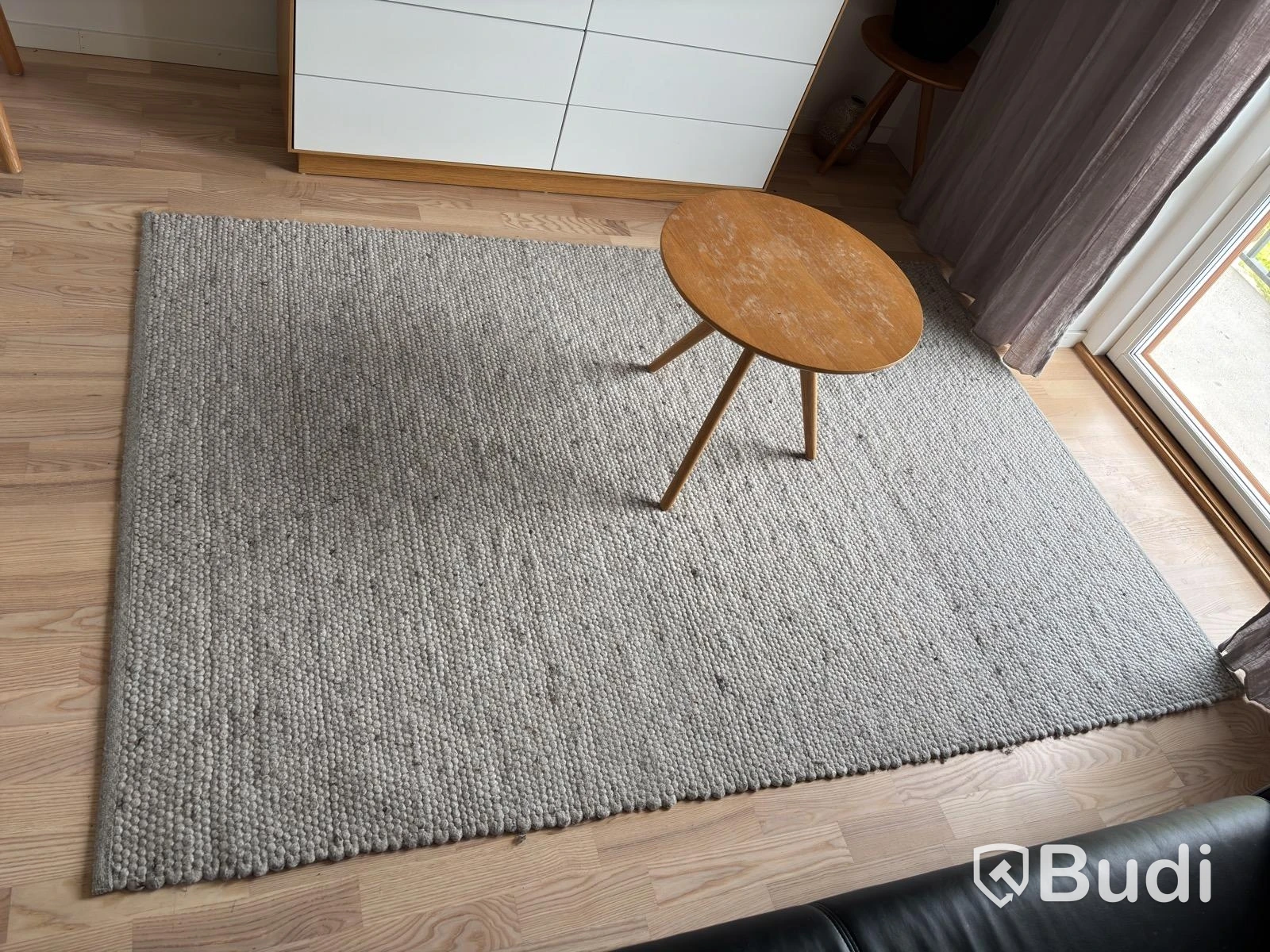 Contents from a fully furnished three-room apartment – see all photos for complete contents