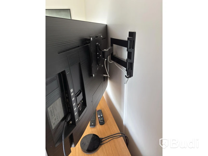 Contents from a fully furnished three-room apartment – see all photos for complete contents