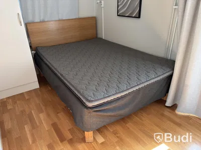 Contents of a fully furnished three-room apartment - see all photos for everything included