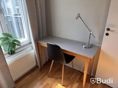 Contents of a fully furnished three-room apartment - see all photos for everything included