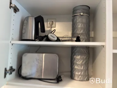 Inventarier till fullt möblerad trerummare - se alla bilder för komplett innehåll