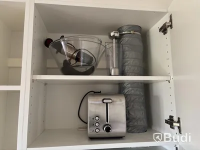 Inventarier till fullt möblerad trerummare - se alla bilder för komplett innehåll