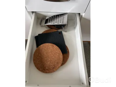 Inventarier till fullt möblerad trerummare - se alla bilder för komplett innehåll