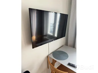 Inventarier till fullt möblerad enrummare - se alla bilder för komplett innehåll