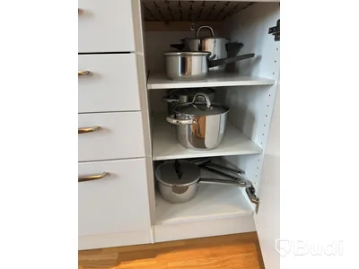 Inventarier till fullt möblerad trerummare - se alla bilder för komplett innehåll