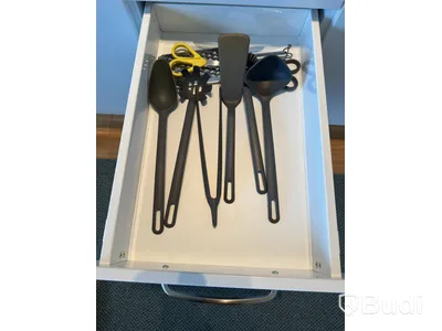 Inventarier till fullt möblerad trerummare - se alla bilder för komplett innehåll