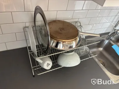 Inventarier till fullt möblerad trerummare - se alla bilder för komplett innehåll