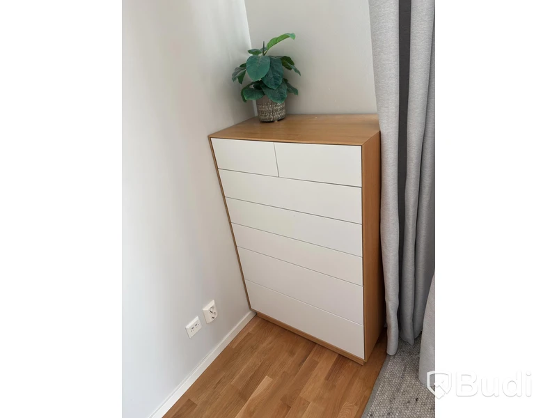 Inventarier till fullt möblerad trerummare - se alla bilder för komplett innehåll