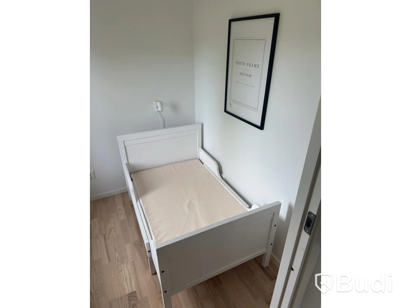 Inventarier till fullt möblerad trerummare - se alla bilder för komplett innehåll
