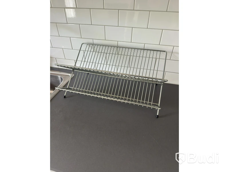 Inventarier till fullt möblerad trerummare - se alla bilder för komplett innehåll