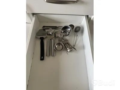 Inventarier till fullt möblerad trerummare - se alla bilder för komplett innehåll