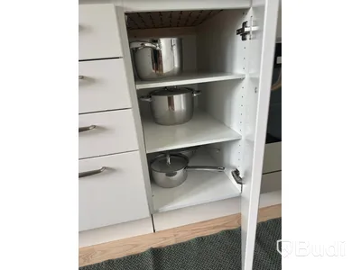 Inventarier till fullt möblerad trerummare - se alla bilder för komplett innehåll