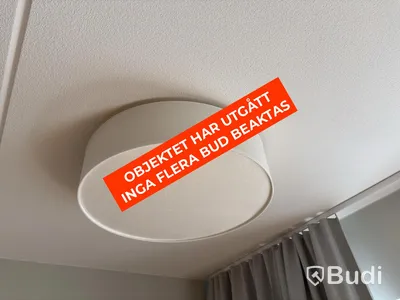 Inventarier till fullt möblerad enrummare - se alla bilder för komplett innehåll