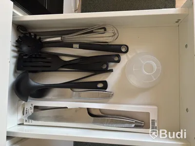 Inventarier till fullt möblerad fyrrummare - se alla bilder för komplett innehåll