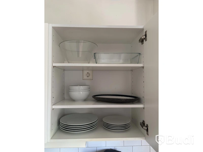 Inventarier till fullt möblerad fyrrummare - se alla bilder för komplett innehåll