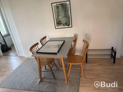 Inventarier till fullt möblerad fyrrummare - se alla bilder för komplett innehåll