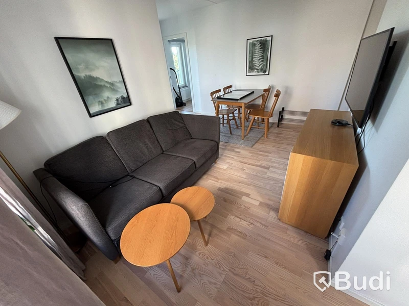 Inventarier till fullt möblerad fyrrummare - se alla bilder för komplett innehåll
