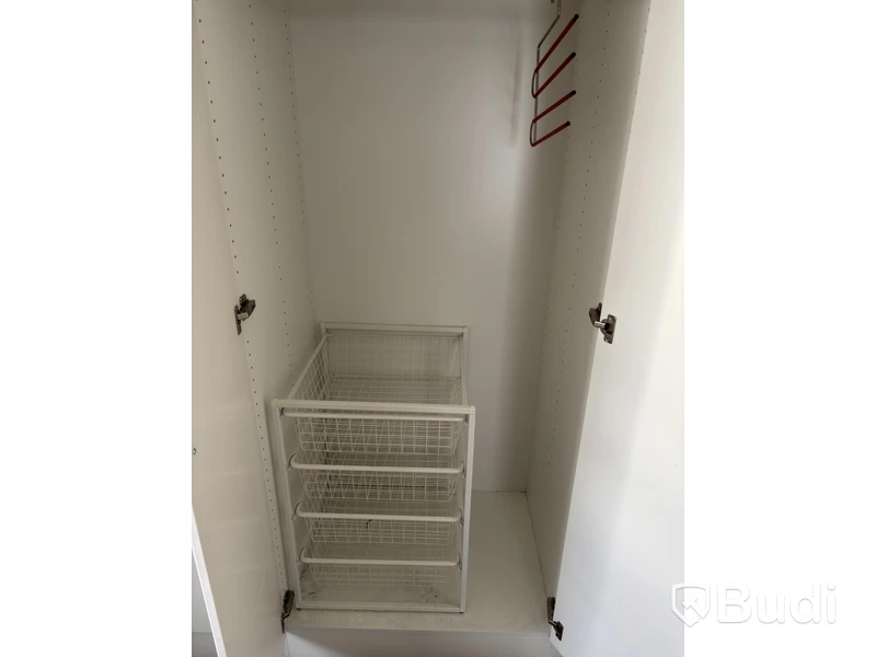 Inventarier till fullt möblerad fyrrummare - se alla bilder för komplett innehåll