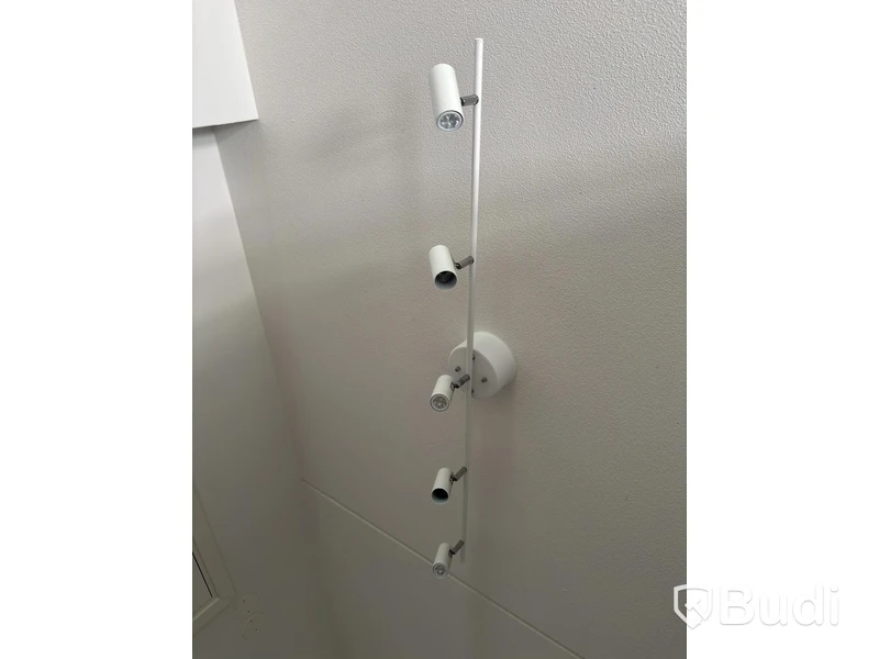 Inventarier till fullt möblerad fyrrummare - se alla bilder för komplett innehåll