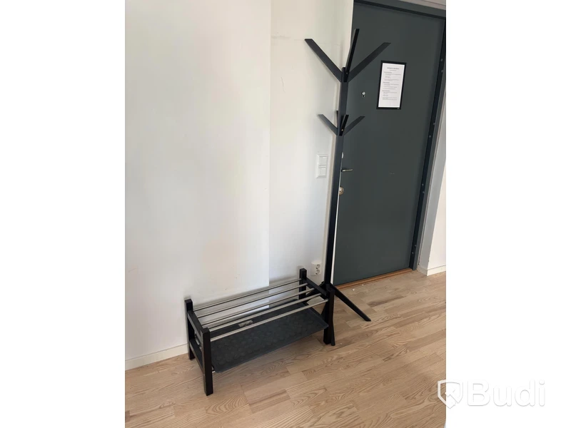 Inventarier till fullt möblerad fyrrummare - se alla bilder för komplett innehåll
