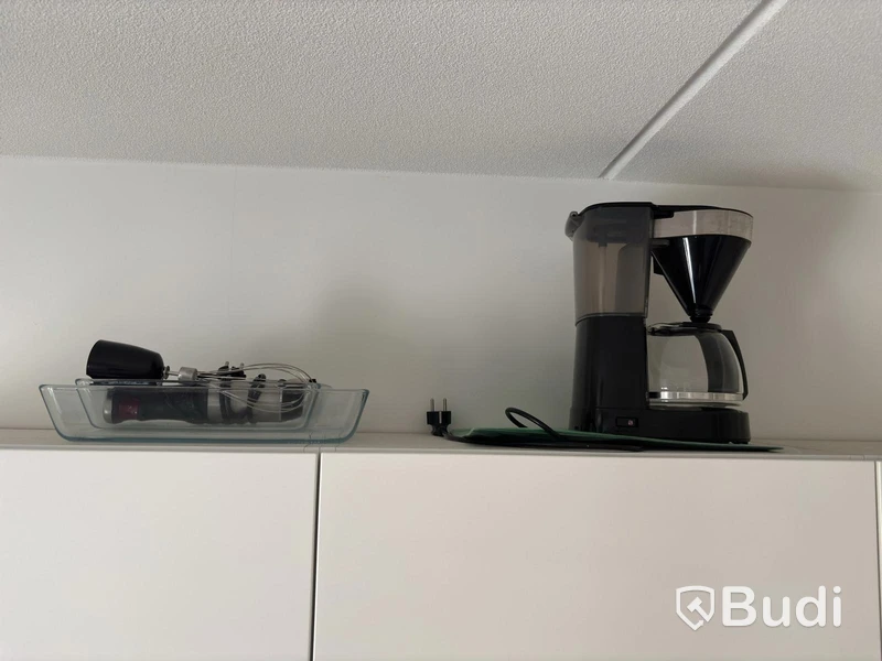 Inventarier till fullt möblerad trerummare - se alla bilder för komplett innehåll