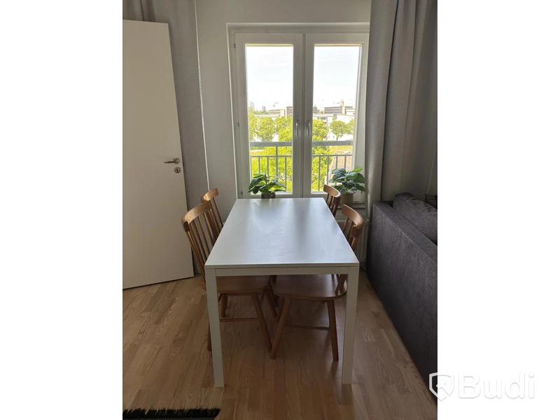Inventarier till fullt möblerad trerummare - se alla bilder för komplett innehåll