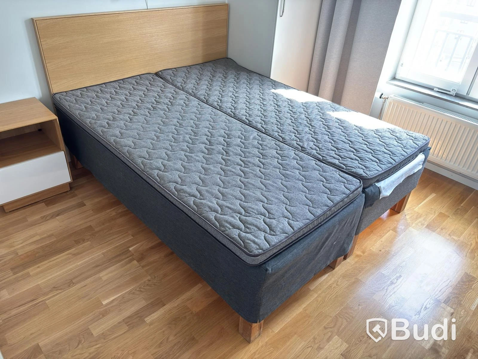 Contents of a fully furnished three-room apartment - see all photos for full contents