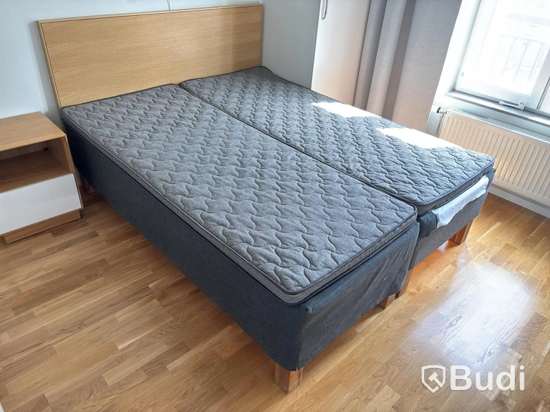 Contents of a fully furnished three-room apartment - see all photos for full contents