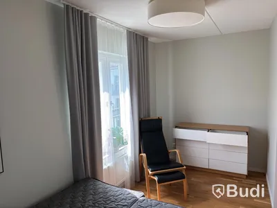 Inventarier till fullt möblerad enrummare - se alla bilder för komplett innehåll