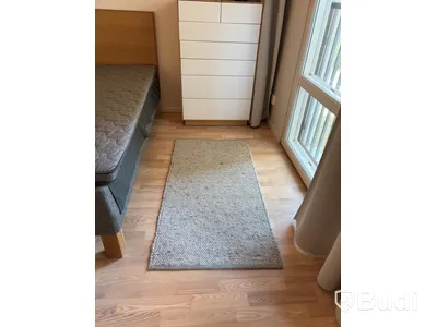 Inventarier till fullt möblerad enrummare - se alla bilder för komplett innehåll