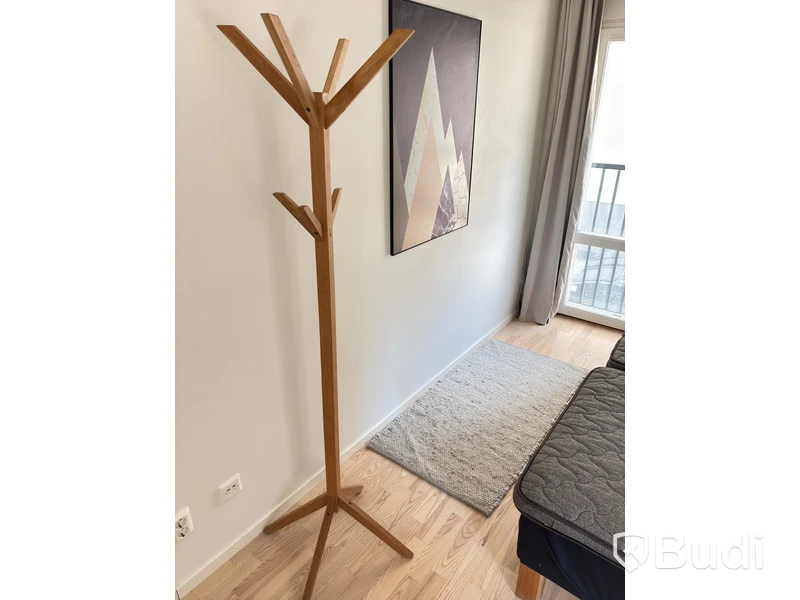 Contents of a fully furnished four-room apartment - see all images for complete contents