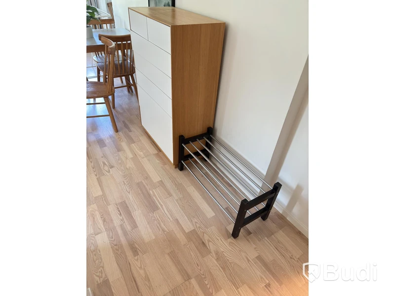 Contents of a fully furnished four-room apartment - see all images for complete contents