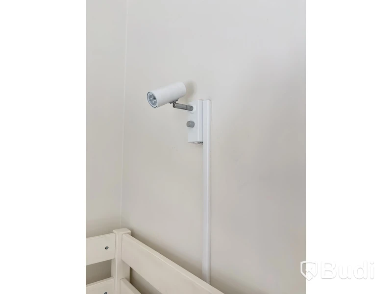 Contents of a fully furnished four-room apartment - see all images for complete contents