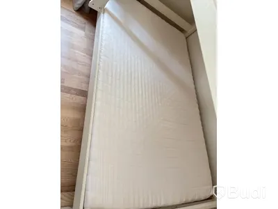 Contents of a fully furnished four-room apartment - see all images for complete contents