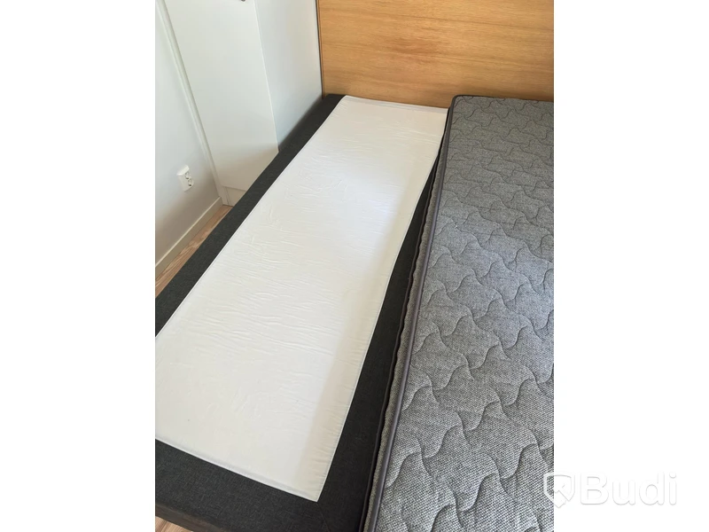 Contents of a fully furnished four-room apartment - see all images for complete contents