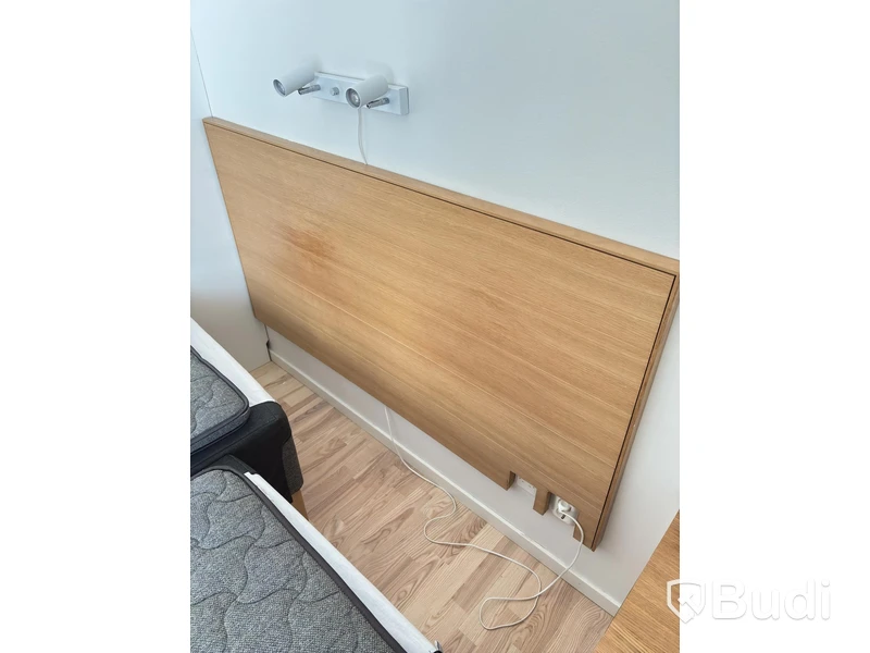 Contents of a fully furnished four-room apartment - see all images for complete contents