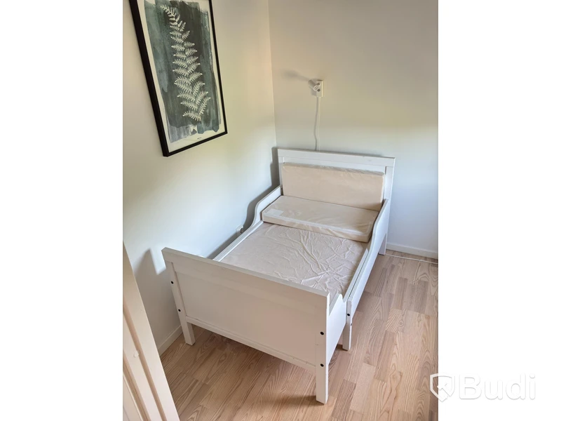 Inventarier till fullt möblerad trerummare - se alla bilder för komplett innehåll
