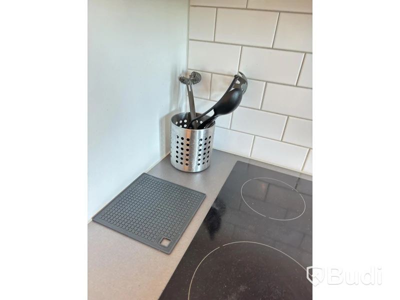 Inventarier till fullt möblerad trerummare - se alla bilder för komplett innehåll