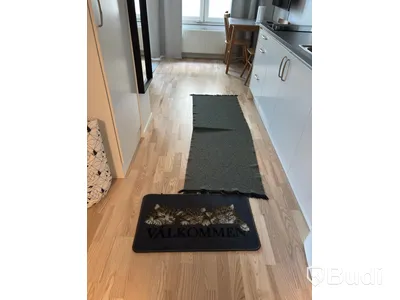 Inventarier till fullt möblerad enrummare - se alla bilder för komplett innehåll